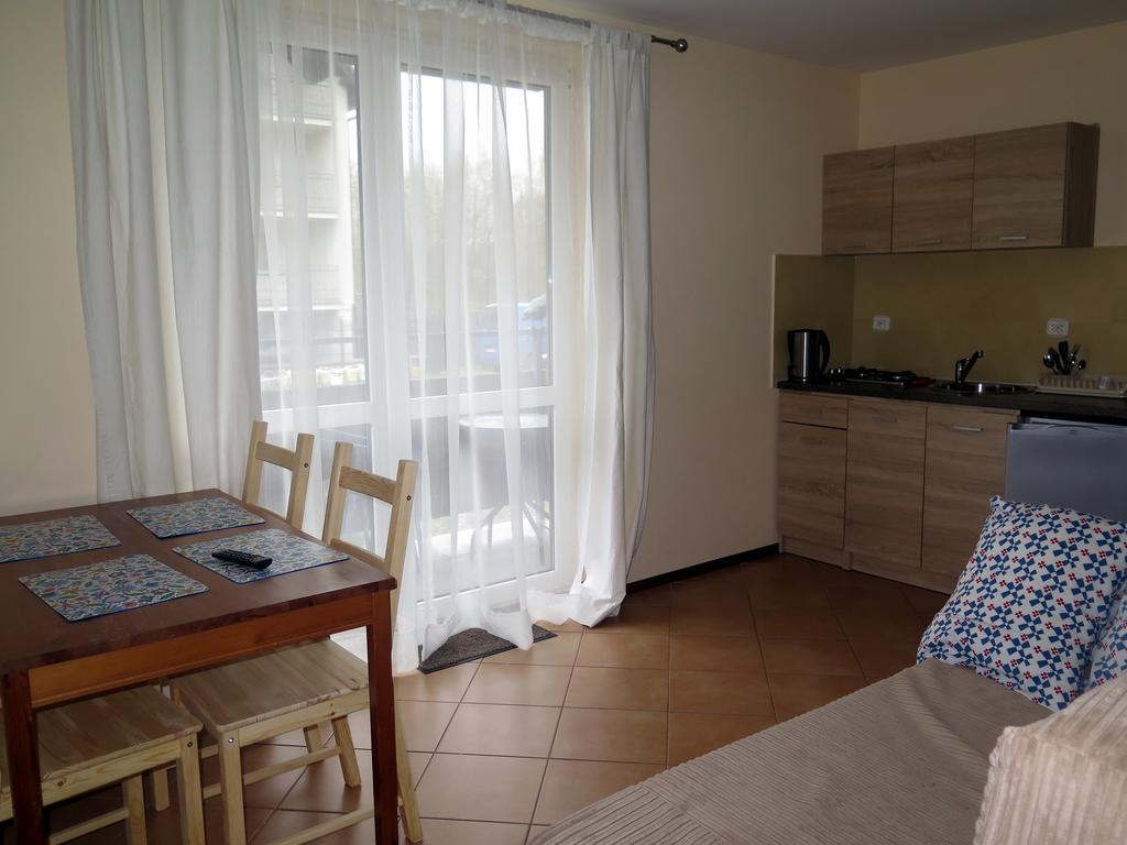 Apartamento Wysoka Fala Jastrzębia Góra Habitación foto